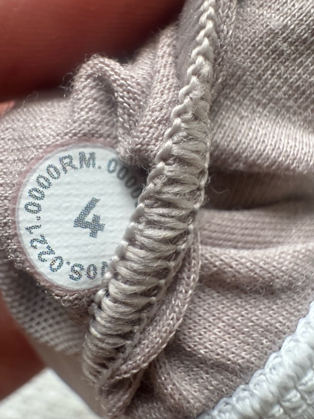 lululemon Energy Longline Bra, Medium Support, B-D Cups - Sz 4, White - Picture 6 of 6